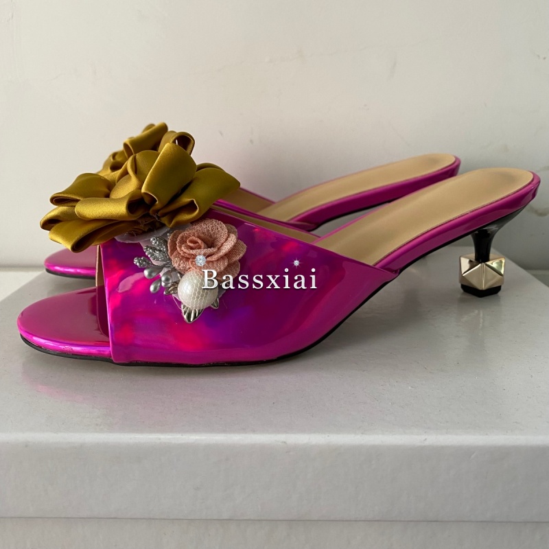 Sandálias femininas artesanais - Kitten Heel Women avaliação e preço