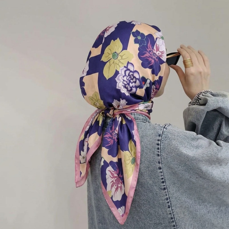 Lenço de Seda Estampado Femini - Scarf Silk Neck avaliação e preço