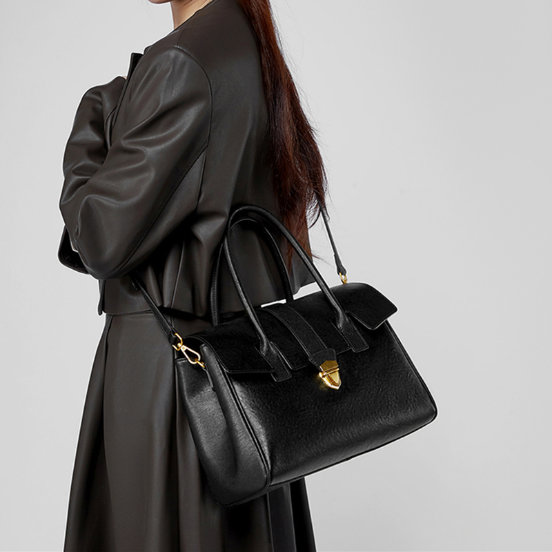 Bolsas de Couro Genuíno BURMIN - Structured Handbag Work avaliação e preço