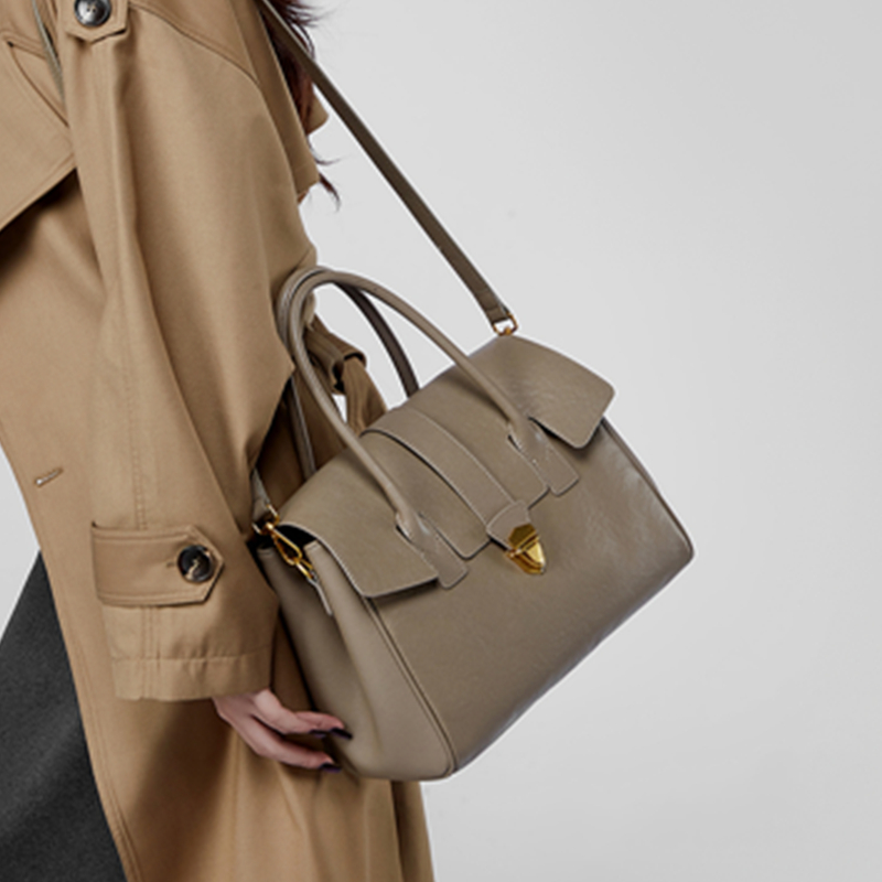 Bolsas de Couro Genuíno BURMIN - Structured Handbag Work avaliação e preço