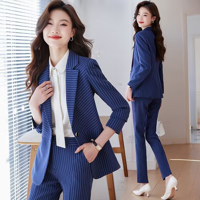 Novo Terno Feminino Listrado A - Women'S Formal Wear Stores avaliação e preço